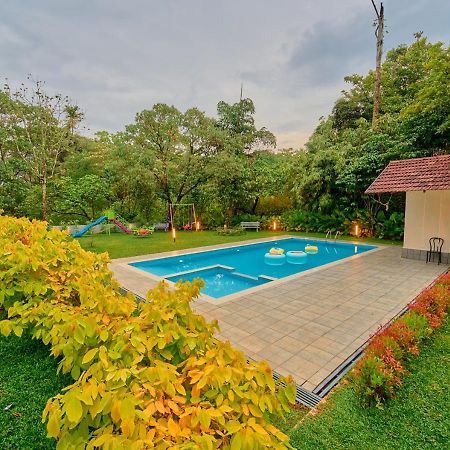 Glen Castle Vagamon Pool Resort By Voye Homes Exterior foto