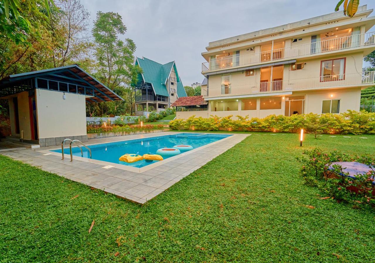 Glen Castle Vagamon Pool Resort By Voye Homes Exterior foto
