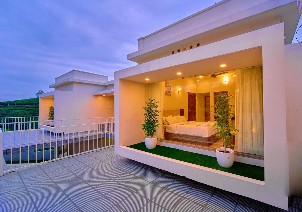 Glen Castle Vagamon Pool Resort By Voye Homes Exterior foto