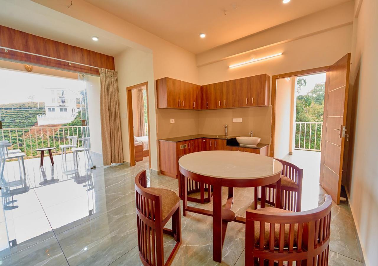 Glen Castle Vagamon Pool Resort By Voye Homes Exterior foto
